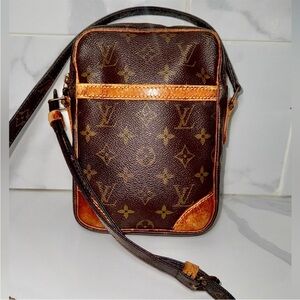 Auth Louis Vuitton Monogram hand bag